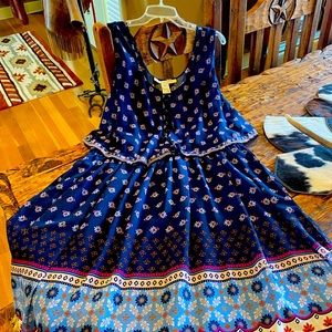 Sleeveless American Rag 3x dress